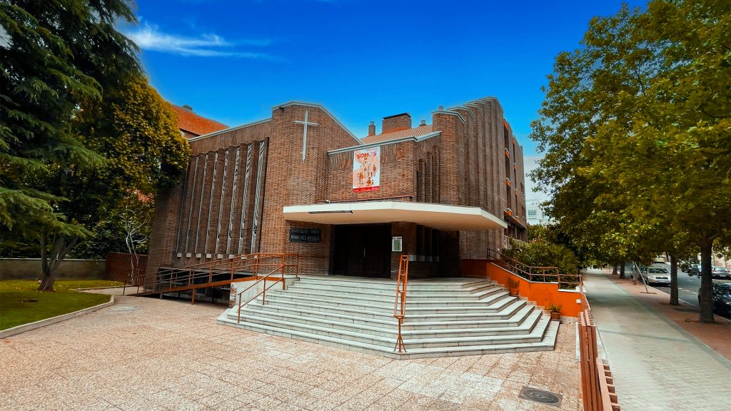 Parroquia Santa María del Bosque